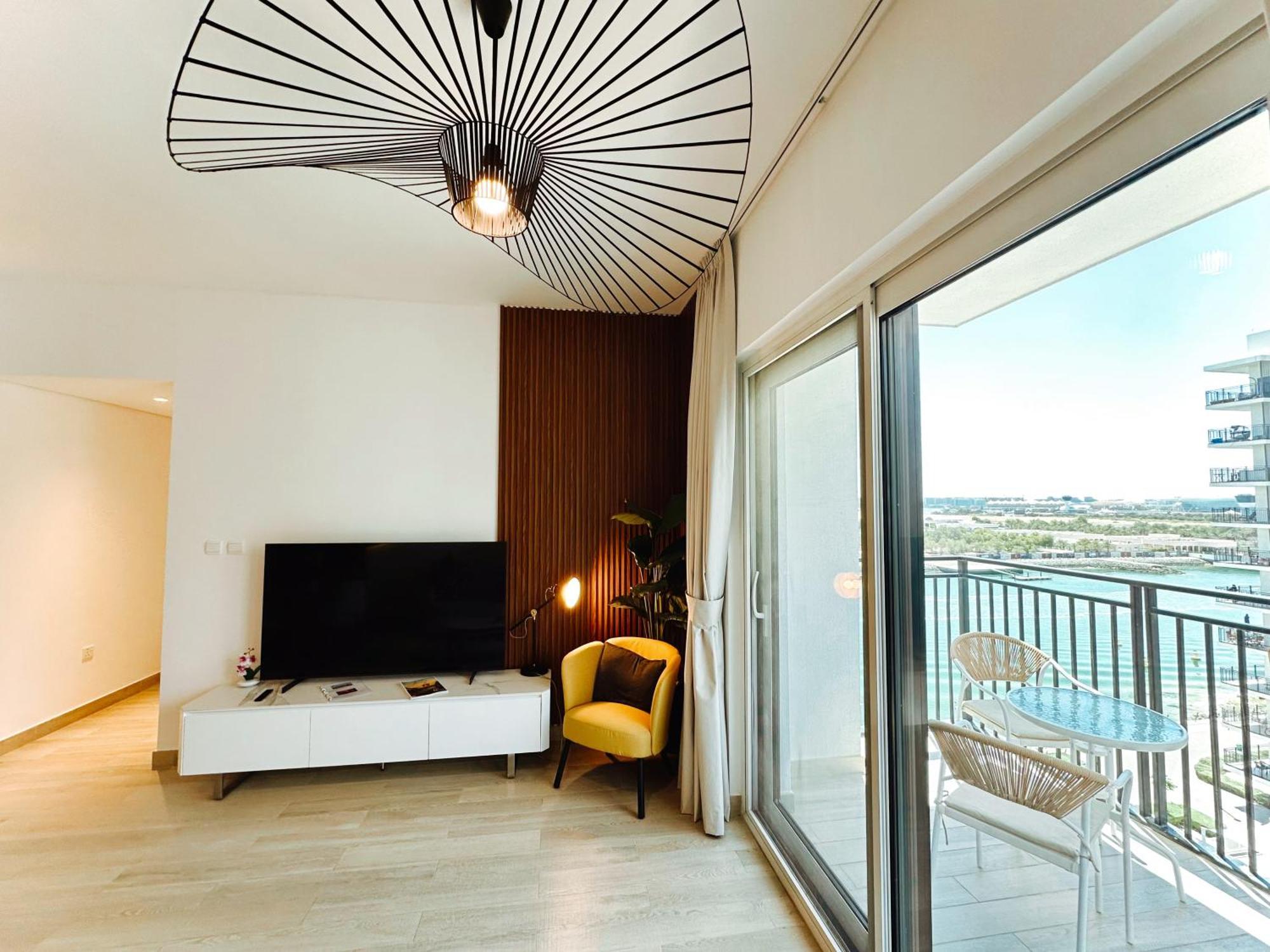 Yas Island, Stunning 2 Bedroom, 4beds Close To The Parks! شقة